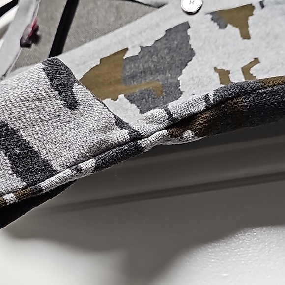 Vince Camuto sm camo cardigan - Picture 6 of 11